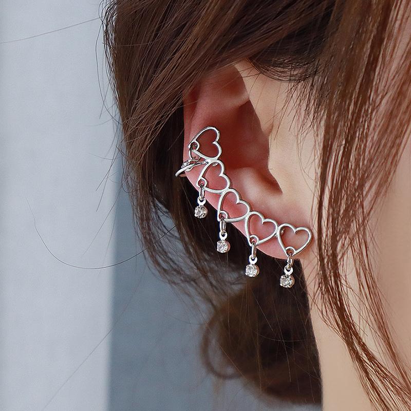 Shiny Side New Accessories Crystal Pierced Heart Stud Earrings for Women Fashion Jewelry Simple Style Zirconia Earrings
Shiny Side New Accessories Crystal Pierced Heart Stud Earrings for Women Fashion Jewelry Simple Style Zirconia Earrings
