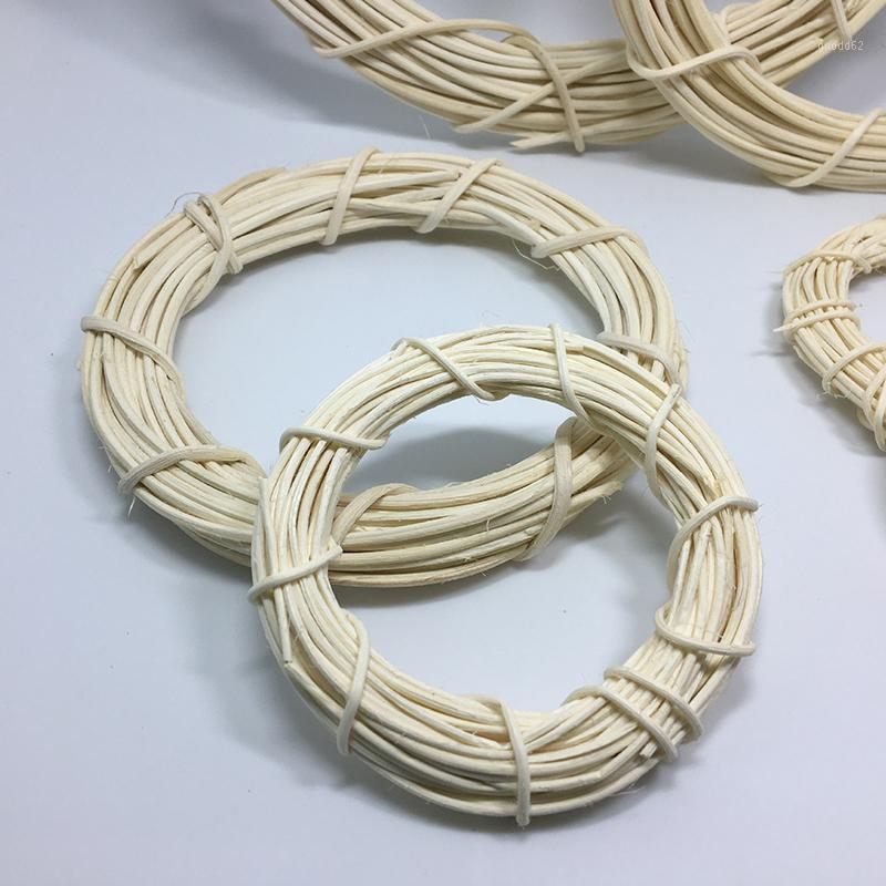 Christmas Rattan Wreath Door Wall Decorative White Straw Rattan Shop Wedding Floral Arrangement Accessories1, As pic
Christmas Rattan Wreath Door Wall Decorative White Straw Rattan Shop Wedding Floral Arrangement Accessories1, As pic