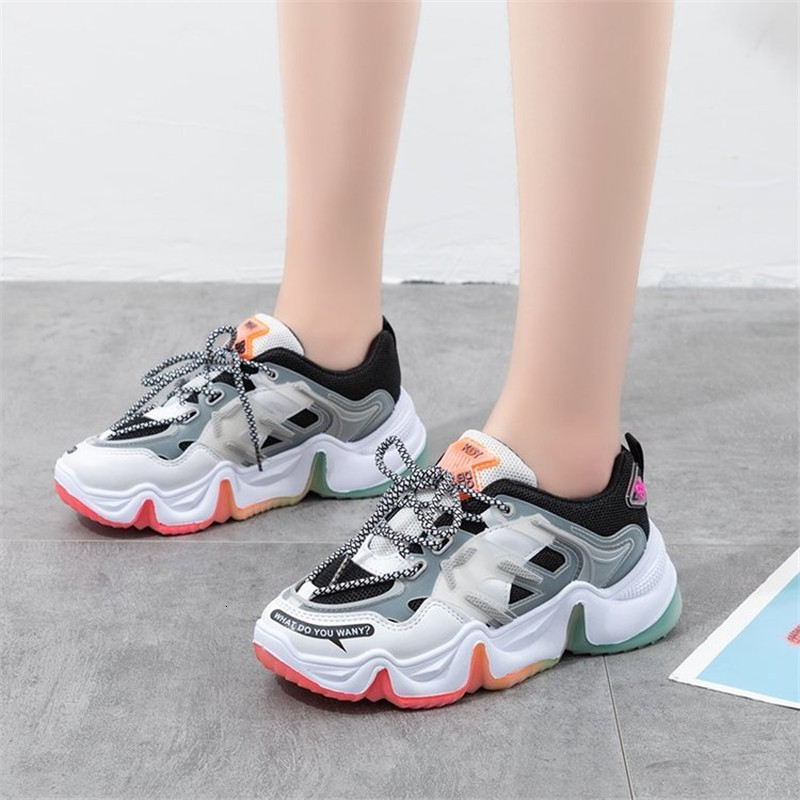 2021 New Rainbow Woman Casual Breathable Mesh Chunky Harajuku Thick Style Sole Tennis Shoes Femme Basket O68V
2021 New Rainbow Woman Casual Breathable Mesh Chunky Harajuku Thick Style Sole Tennis Shoes Femme Basket O68V