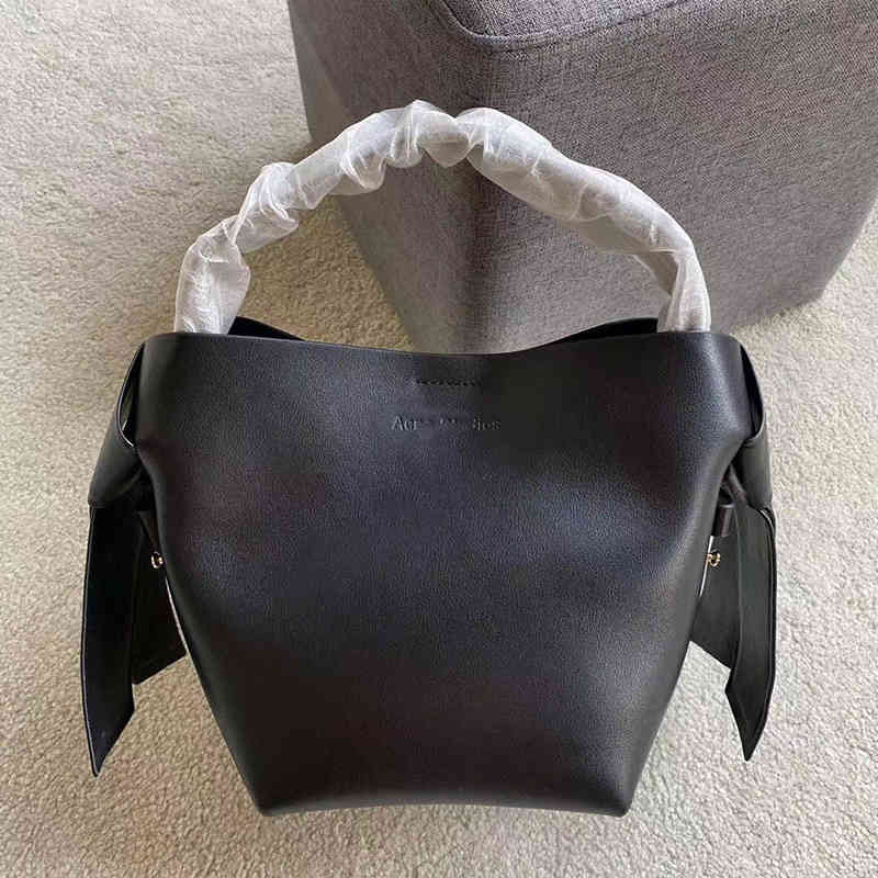 Swedish Niche Acne 2022studios Designer Bags Fashion Bow Single Shoulder Messenger Handbag Jin Yiya Star With the Luxury Brand, Black spot
Swedish Niche Acne 2022studios Designer Bags Fashion Bow Single Shoulder Messenger Handbag Jin Yiya Star With the Luxury Brand, Black spot