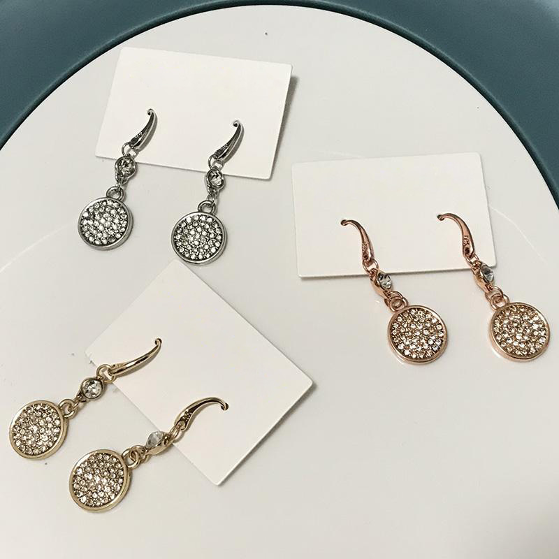 Famous New York Stylist Earrings Women Round Pave Earrings Fashion Crystal Drop Earring Cheap Good Quality Earrings with Cartons
Famous New York Stylist Earrings Women Round Pave Earrings Fashion Crystal Drop Earring Cheap Good Quality Earrings with Cartons