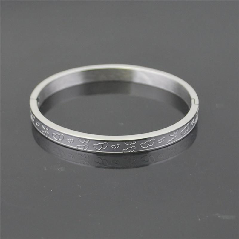 Bohemian Thin 6mm Multi Heart Friendship Bracelets for Women Vintage 316l Stainless Steel Bangles Mens Jewellery Drop Shipping
Bohemian Thin 6mm Multi Heart Friendship Bracelets for Women Vintage 316l Stainless Steel Bangles Mens Jewellery Drop Shipping