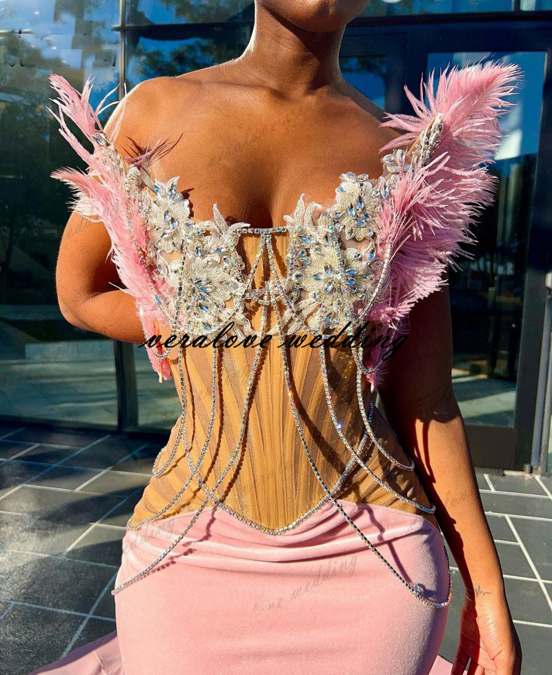 Sexy Pink Mermaid Prom Dresses With Feathers Crystal Africcan Black Girls Party Gowns Evening Wear robe de soirée de mariage