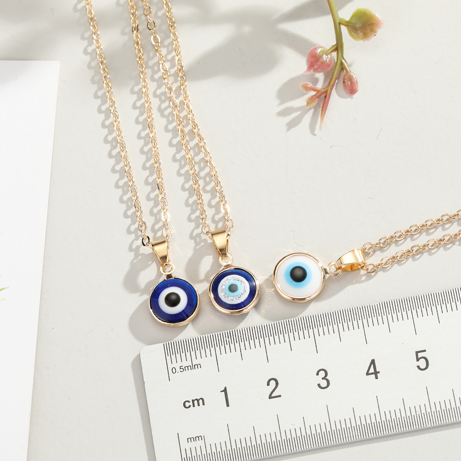 Whosale Gold-plated Turkish Devil's Eyes Necklace Blue Evil Eye Pendant Necklace for Women
Whosale Gold-plated Turkish Devil's Eyes Necklace Blue Evil Eye Pendant Necklace for Women