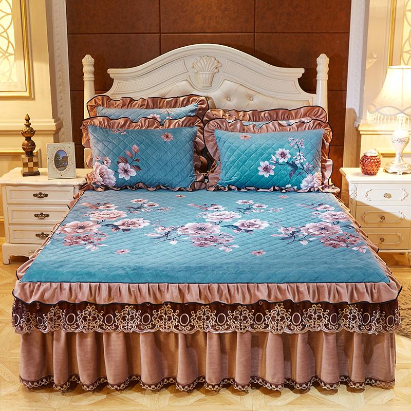 Crystal Velvet Lace Bedspread Bed Skirt 1/3pcs Ruffles bedding Bed sheet Cotton Pillowcase Home Decorative
Crystal Velvet Lace Bedspread Bed Skirt 1/3pcs Ruffles bedding Bed sheet Cotton Pillowcase Home Decorative