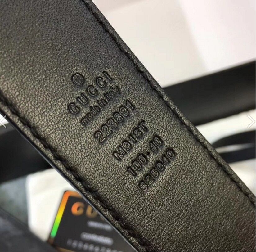 2020 fashion mens belts leather business belt buckles luxury belts black strap big gold buckle womens belt with box, Have box
2020 fashion mens belts leather business belt buckles luxury belts black strap big gold buckle womens belt with box, Have box