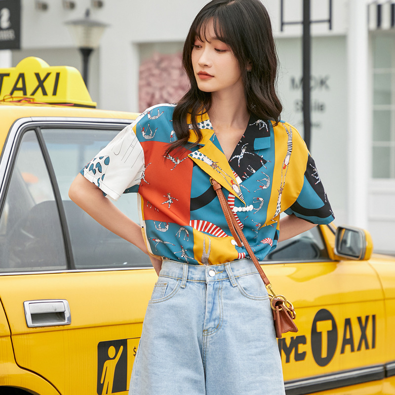2021 New summer suit street collar trendsetter feminine design sense small shirt plate button short sleeve print 5KX9, Printing
2021 New summer suit street collar trendsetter feminine design sense small shirt plate button short sleeve print 5KX9, Printing