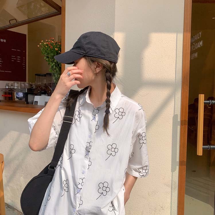 2021 New Femme womens harvest tops summer Korean floral style printing short cotton shirt white blouses (f3997) WJE1
2021 New Femme womens harvest tops summer Korean floral style printing short cotton shirt white blouses (f3997) WJE1