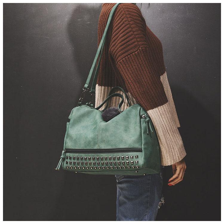 Women Bag Shoulder bag For women 2021 High Quality Fashion Leather Bags New Rivet handbag Ladies Casual Crossbody Bags, Gray
Women Bag Shoulder bag For women 2021 High Quality Fashion Leather Bags New Rivet handbag Ladies Casual Crossbody Bags, Gray