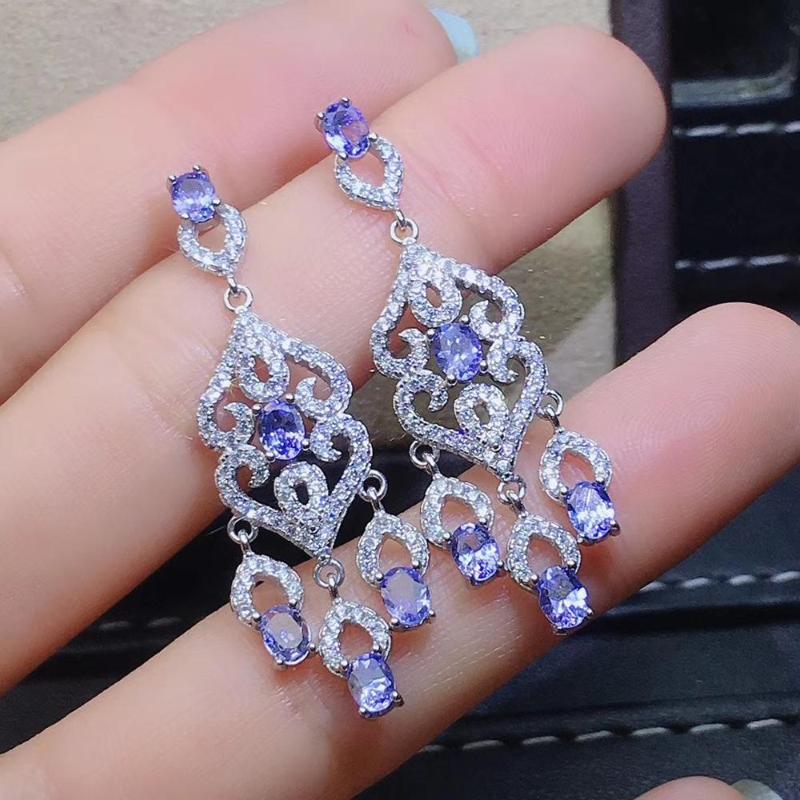 The Best Anniversary Gift 100% Natural and real Tanzanite Earring 925 sterling silver Fine jewelry
The Best Anniversary Gift 100% Natural and real Tanzanite Earring 925 sterling silver Fine jewelry