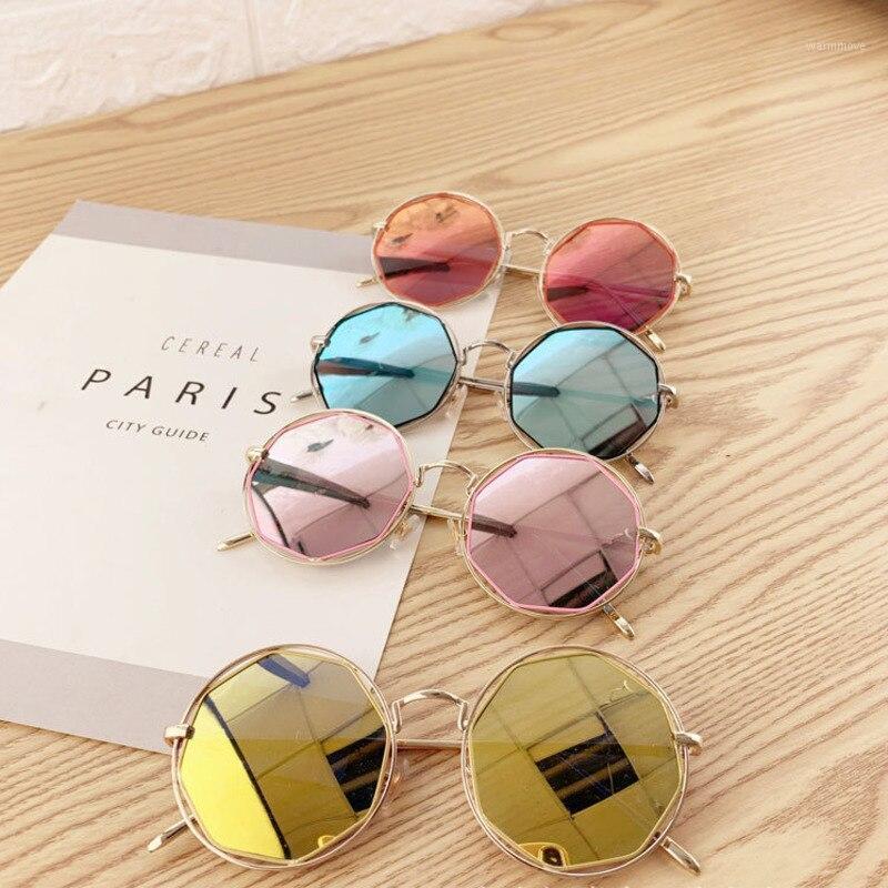 New 2020 Women Round Sunglasses Fashion Brand Designer Metal Frame Pink Sun Glasses Retro Female UV400 Sunglass Eyewear1
New 2020 Women Round Sunglasses Fashion Brand Designer Metal Frame Pink Sun Glasses Retro Female UV400 Sunglass Eyewear1
