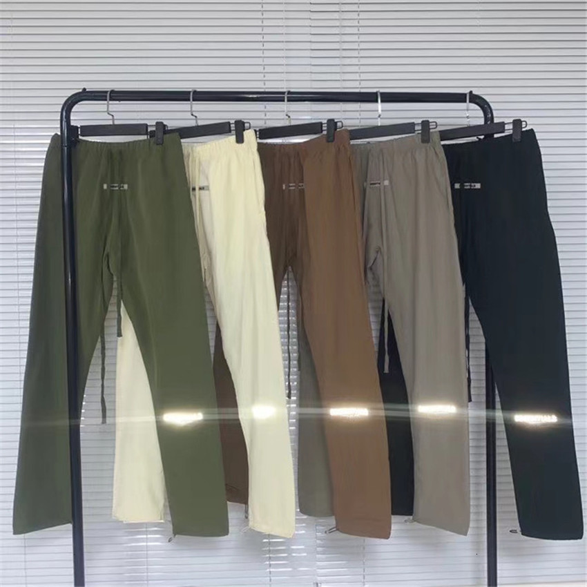 2021 New Nylon Sweatpants Women Men Jogger Streetwear Waterproof Essentials Pants Joggers Street Fashion Bnh8, Army green
2021 New Nylon Sweatpants Women Men Jogger Streetwear Waterproof Essentials Pants Joggers Street Fashion Bnh8, Army green
