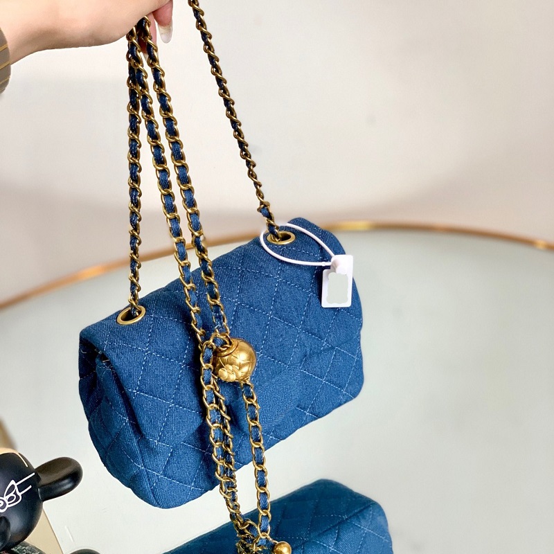 New French High-quality Designer Bag Classic Rhombus Denim Crossbody Bag Luxury F Shoulder Bag Fashion Wallet Handbag 2 Colors Free Shippi, Blue
New French High-quality Designer Bag Classic Rhombus Denim Crossbody Bag Luxury F Shoulder Bag Fashion Wallet Handbag 2 Colors Free Shippi, Blue