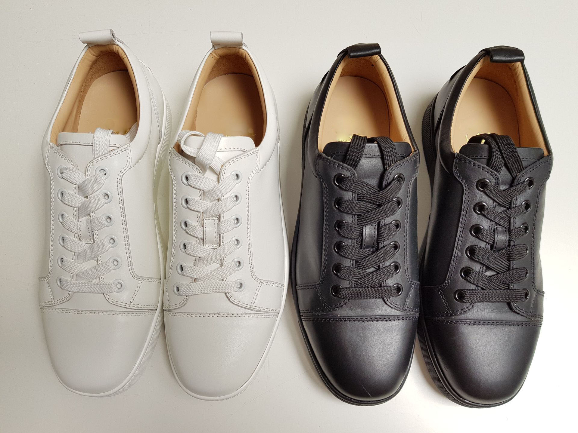 Women Men Shoes red sole sneakers Luxury Party Wedding Shoes Genuine Leather Louisfalt Spikes Lace-up Casual Shoe Black White leisure trainer footwear Euro 35-47
Women Men Shoes red sole sneakers Luxury Party Wedding Shoes Genuine Leather Louisfalt Spikes Lace-up Casual Shoe Black White leisure trainer footwear Euro 35-47