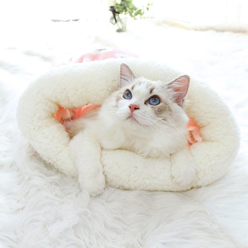Washable Cat Sleeping Bag Puppy Small Dogs Cats Mat Bed Warm Soft Pet House Cat Sleeping Nest Dog Cushion Pets Accessories
Washable Cat Sleeping Bag Puppy Small Dogs Cats Mat Bed Warm Soft Pet House Cat Sleeping Nest Dog Cushion Pets Accessories