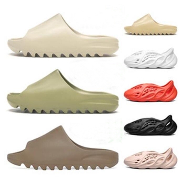 Top Kanye West Slides Fashion Bone Resin Earth Brown Desert Sand Oringals Women Mens Kids Slippers EVA Foam Runner Beach slipper sandals, Black
Top Kanye West Slides Fashion Bone Resin Earth Brown Desert Sand Oringals Women Mens Kids Slippers EVA Foam Runner Beach slipper sandals, Black