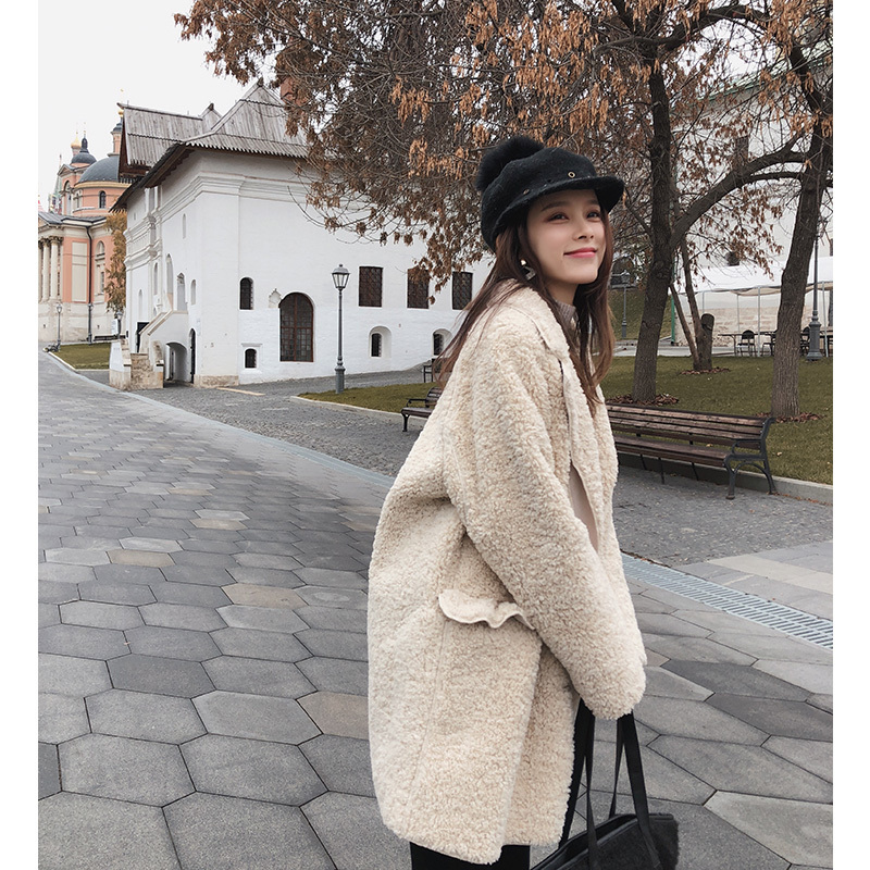 Mishow Lamb Wool Coat Female Winter Korean Loose Sheep Hair Velvet Fur Coat Jacket High Quality Streetwear Women Coat MX18D6508 201217