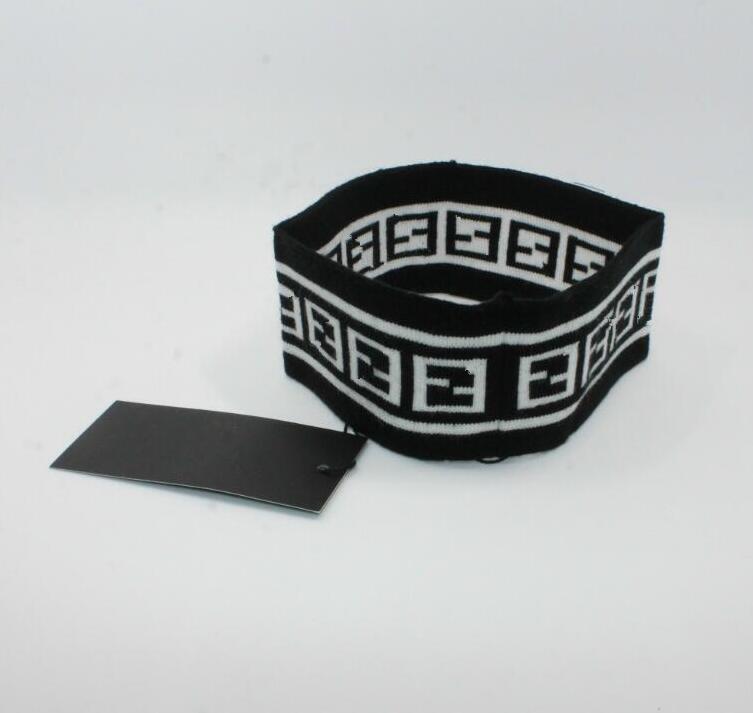 Summer Luxury Designer 70Styles Elastic Colorful Letters Headband for Women Fashion Unisex Head Band With Letter Words High Quality Headband Party
Summer Luxury Designer 70Styles Elastic Colorful Letters Headband for Women Fashion Unisex Head Band With Letter Words High Quality Headband Party