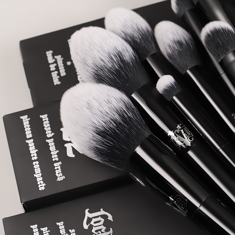 KVD beauty Makeup Brushes model 10 20 25 35 40 1 2 4 22 Shade Light Lock-it edge Powder Foundation Concealer Eye Shadow Beauty Cosmetics Tools