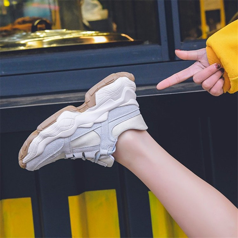 2021 New Thick Women Tennis Korean Fashion Shoes Black Female White Soles Casual Running Shoe Woman Six Cm O222
2021 New Thick Women Tennis Korean Fashion Shoes Black Female White Soles Casual Running Shoe Woman Six Cm O222