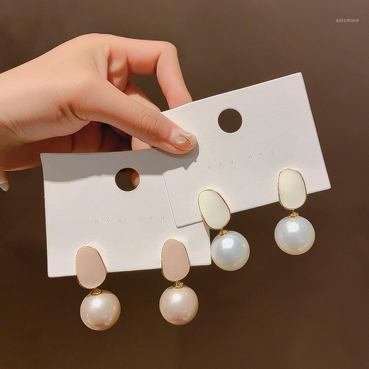 2020 Korean New Elegant Irregular Enamel Simulated Pearl Ball Drop Earrings For Women Fashion Statement Jewelry Pendientes1
2020 Korean New Elegant Irregular Enamel Simulated Pearl Ball Drop Earrings For Women Fashion Statement Jewelry Pendientes1