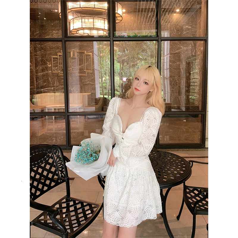 Here Come New White Ribbon with V-cleavage Hollow-mango Woman Out Fashions Autumn Dress 2021 Women's Clothes Ab9w, Black;gray
Here Come New White Ribbon with V-cleavage Hollow-mango Woman Out Fashions Autumn Dress 2021 Women's Clothes Ab9w, Black;gray