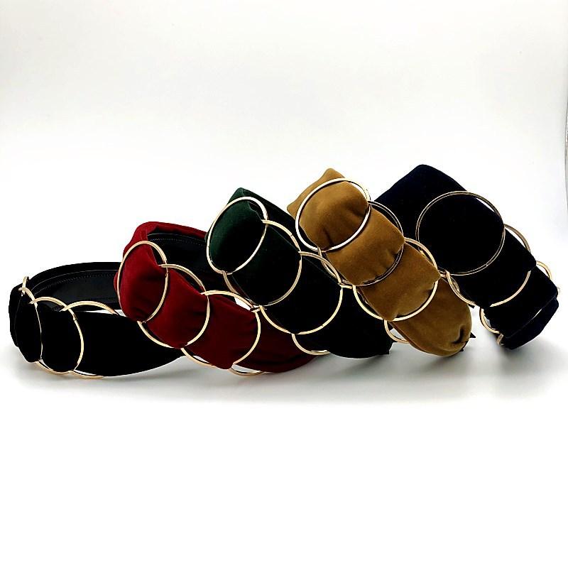 Winter Fashion Soft Velvet Headband Solid Color Hair Hoops Bezel for Women Wide Hairbands Metal Chain Hair Accessories Headwear
Winter Fashion Soft Velvet Headband Solid Color Hair Hoops Bezel for Women Wide Hairbands Metal Chain Hair Accessories Headwear