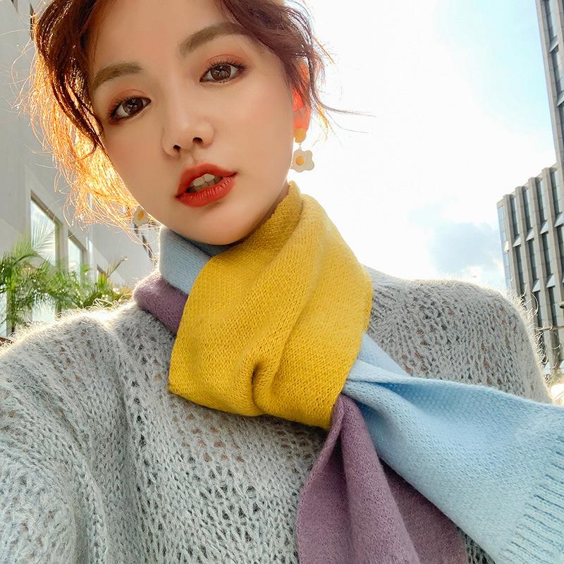 Scarf female winter cute girlish style contrast color autumn and winter Korean version of cashmere thick white wild student bib
Scarf female winter cute girlish style contrast color autumn and winter Korean version of cashmere thick white wild student bib