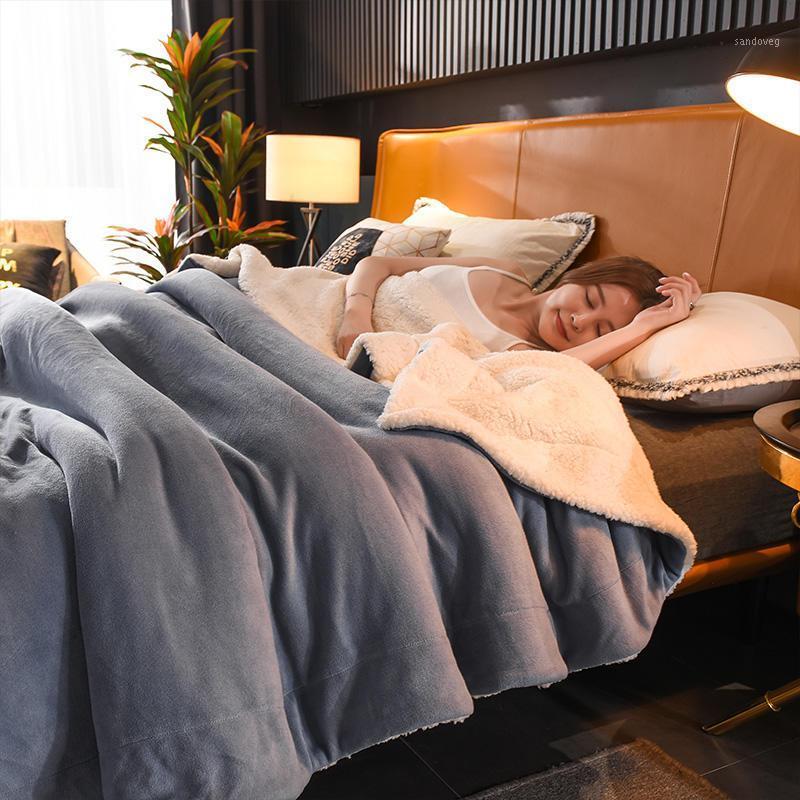 High Quality Super Warm Blanket Luxury Thick Blankets For Beds Fleece Blankets and Throws Winter Adult Bed Cover1
High Quality Super Warm Blanket Luxury Thick Blankets For Beds Fleece Blankets and Throws Winter Adult Bed Cover1