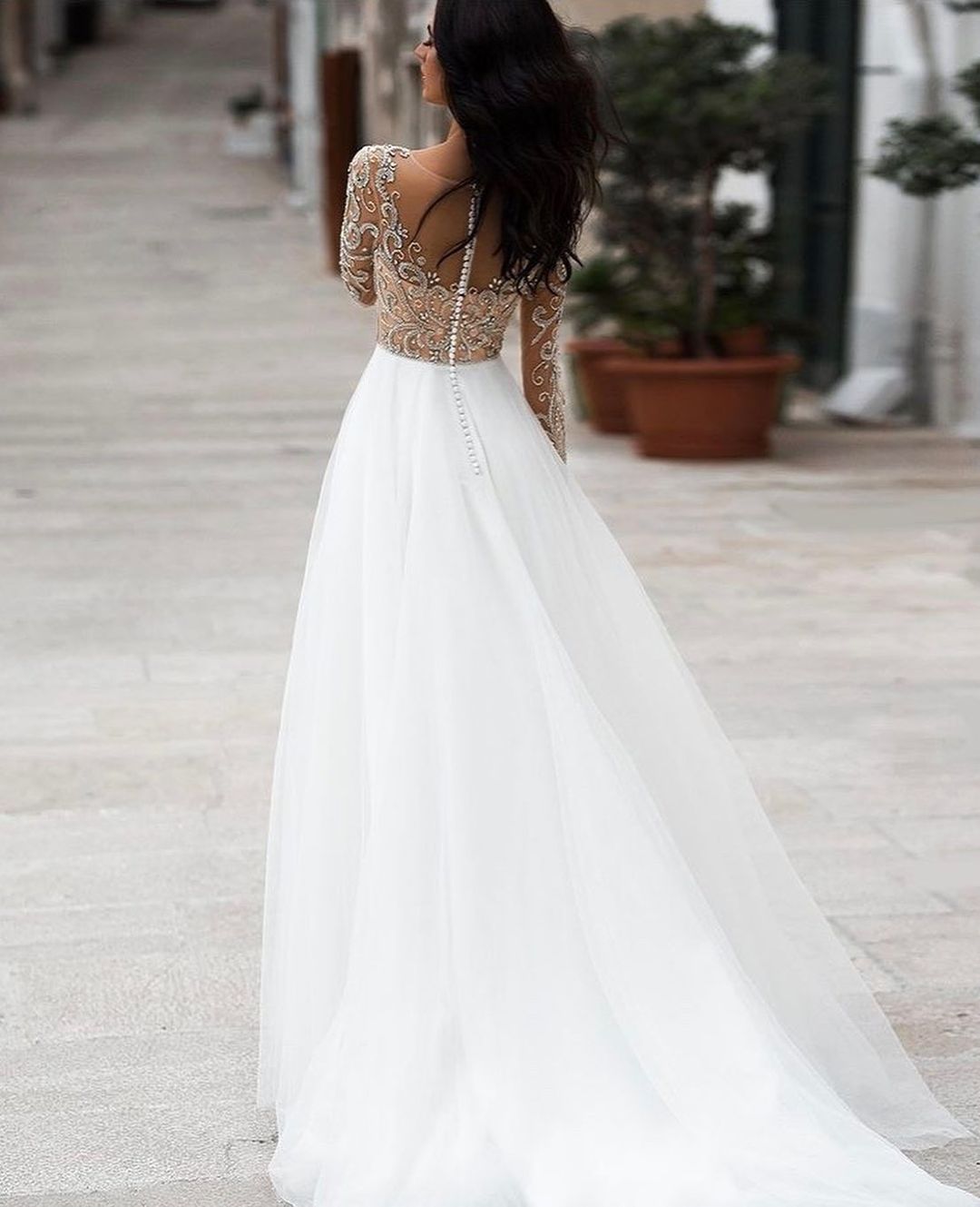 Line Stylish A Beaded Wedding Dresses Sheer Jewel Neck Long Sleeves Bridal Gowns Sweep Train Tulle Robe De Marie