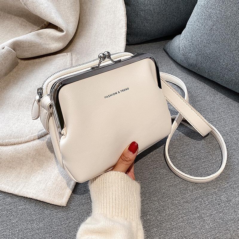 Fashion Pu Leather Women's Crossbody Bag White Summer Women's Bag Shoulder Brand Handbag white Travel Bolsas, Beige
Fashion Pu Leather Women's Crossbody Bag White Summer Women's Bag Shoulder Brand Handbag white Travel Bolsas, Beige