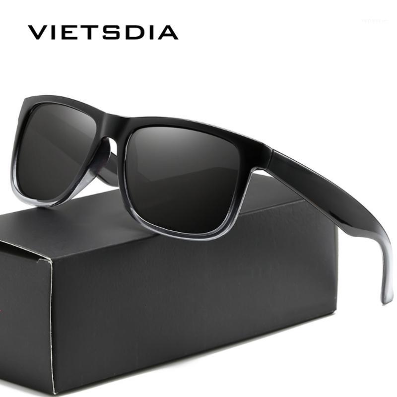 2020 New Classic Polarized Sunglasses Men Driver Shades Male Vintage Sun Glasses For Men Spuare Mirror Summer Oculos VU4001
2020 New Classic Polarized Sunglasses Men Driver Shades Male Vintage Sun Glasses For Men Spuare Mirror Summer Oculos VU4001