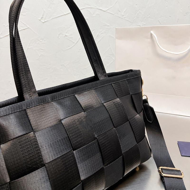 Fashion Men Shoulder Bags Business Handbags Luxury Designer Handbag High Quality Crochet Bag Computer Crossbody Totes School Casual Business