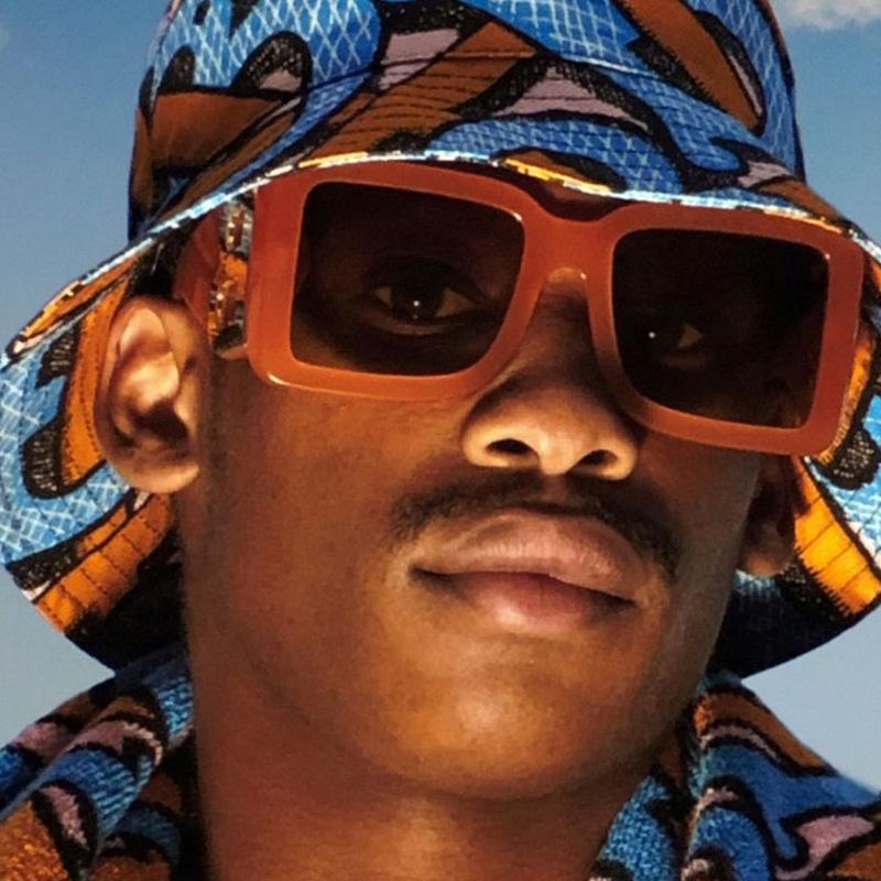 new arrival 2021 big square futuristic logo sunglasses women men uv400 fashion oversizd shades for women feminino
new arrival 2021 big square futuristic logo sunglasses women men uv400 fashion oversizd shades for women feminino