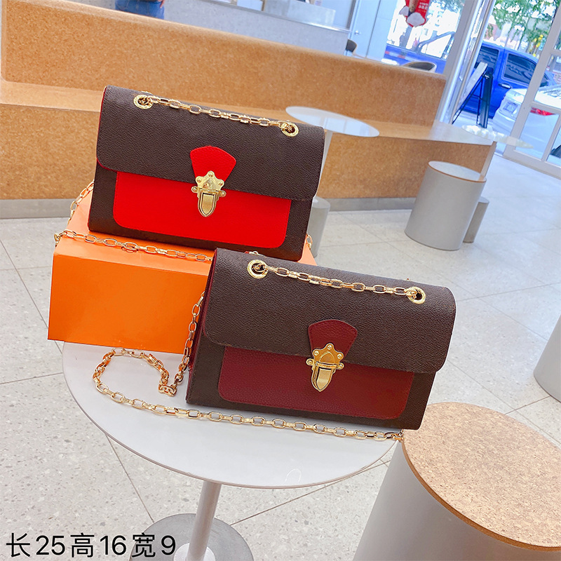 Women's Messenger Bag Designer Luxury Ladies Red Bags Metal Chain Burgundy Envelope Package New Summer Fashion Cross-Body One Shoulder Small Square HandBag, Multi
Women's Messenger Bag Designer Luxury Ladies Red Bags Metal Chain Burgundy Envelope Package New Summer Fashion Cross-Body One Shoulder Small Square HandBag, Multi