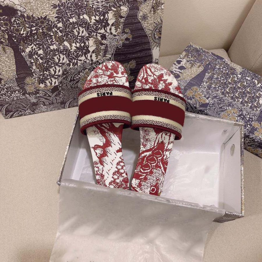 Classics Sandals Fashion Slippers Slides Floral Brocade Gear Bottoms Flip Flops Women Shoes Striped Beach Causal Slipper with Box eslnxawd, Black
Classics Sandals Fashion Slippers Slides Floral Brocade Gear Bottoms Flip Flops Women Shoes Striped Beach Causal Slipper with Box eslnxawd, Black