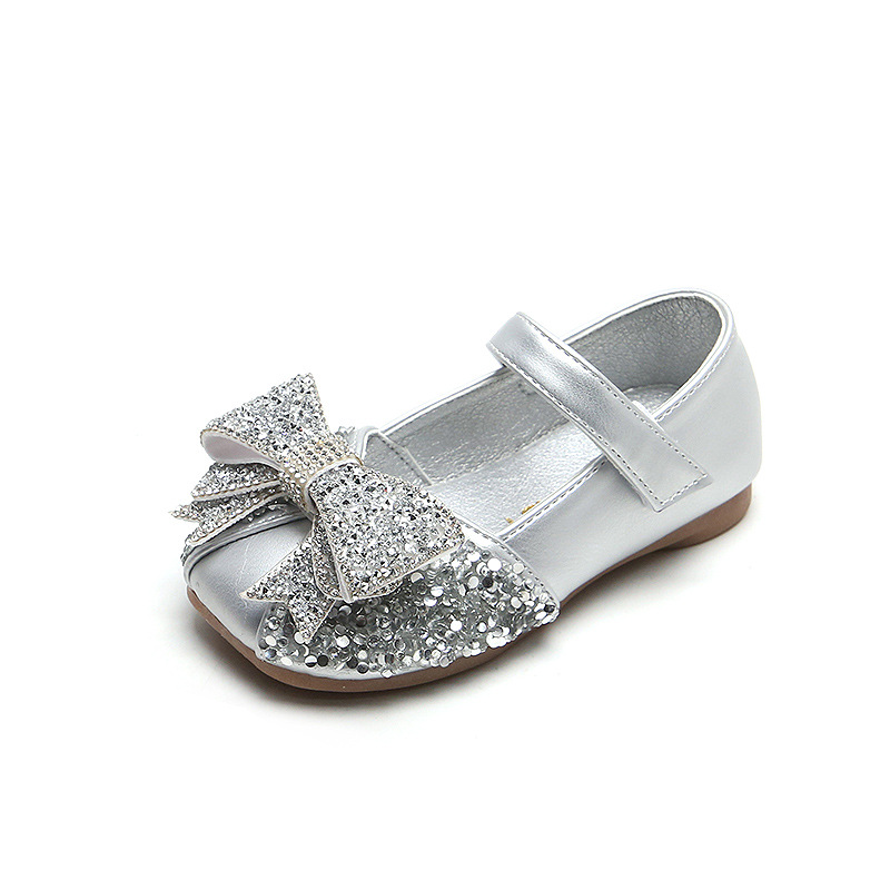 Girls Leather Shoes Princess Bow Spring New Non-Slip Soft Bottom Wear-Resistant Little Baby Sequined Children's Shoes, Silver
Girls Leather Shoes Princess Bow Spring New Non-Slip Soft Bottom Wear-Resistant Little Baby Sequined Children's Shoes, Silver