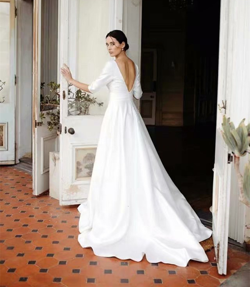 2021 New Satin Sexy Decote v Wedding Dresses Dressed Novia Robe Soire. 1087. KU26, Same as pictures
2021 New Satin Sexy Decote v Wedding Dresses Dressed Novia Robe Soire. 1087. KU26, Same as pictures