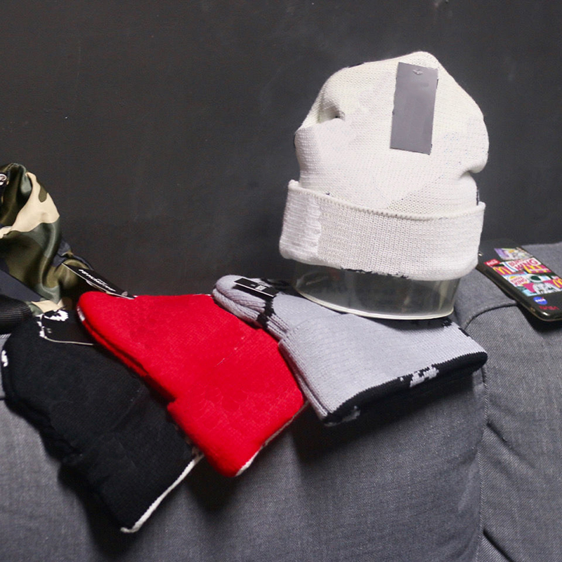 Women's winter designer beanie casual knitted caps hats men letter B luxury hight quality skull caps sapeee, Red
Women's winter designer beanie casual knitted caps hats men letter B luxury hight quality skull caps sapeee, Red