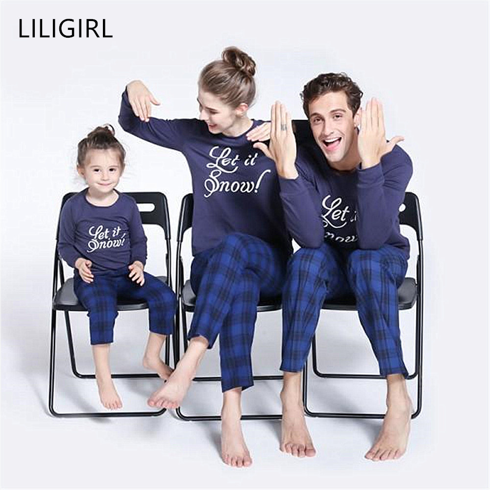 LILIGIRL Family Matching Christmas Pajamas Sets Adult Women Men Kids Letter Print Sleepwear Nightwear New Family Match Pjs Suit LJ201112, Blue
LILIGIRL Family Matching Christmas Pajamas Sets Adult Women Men Kids Letter Print Sleepwear Nightwear New Family Match Pjs Suit LJ201112, Blue