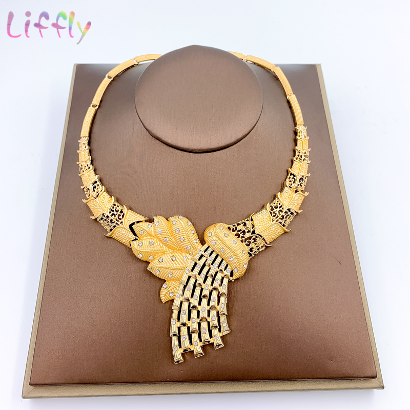 Nigerian Fashion Jewelry Sets Leaf Shape Necklace Gold Bracelet Women Dubai Jewelry set Earrings Wedding Bridal Crystal Ring 201222