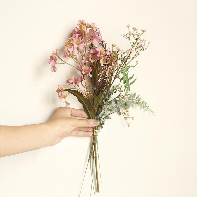 1pc Elegant Simulated Flower Artificial Wedding Bouquet Simulation Home Office Fake Decoration Romantic Party Wedding Decal1
1pc Elegant Simulated Flower Artificial Wedding Bouquet Simulation Home Office Fake Decoration Romantic Party Wedding Decal1