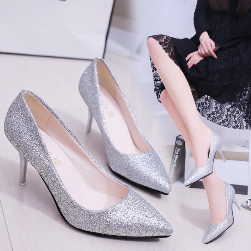 2020 New Spring Women Pumps High Thin Heels Pointed Toe Decoration Sexy Bling Bridal Wedding Women Shoes High Heels NVX163
2020 New Spring Women Pumps High Thin Heels Pointed Toe Decoration Sexy Bling Bridal Wedding Women Shoes High Heels NVX163