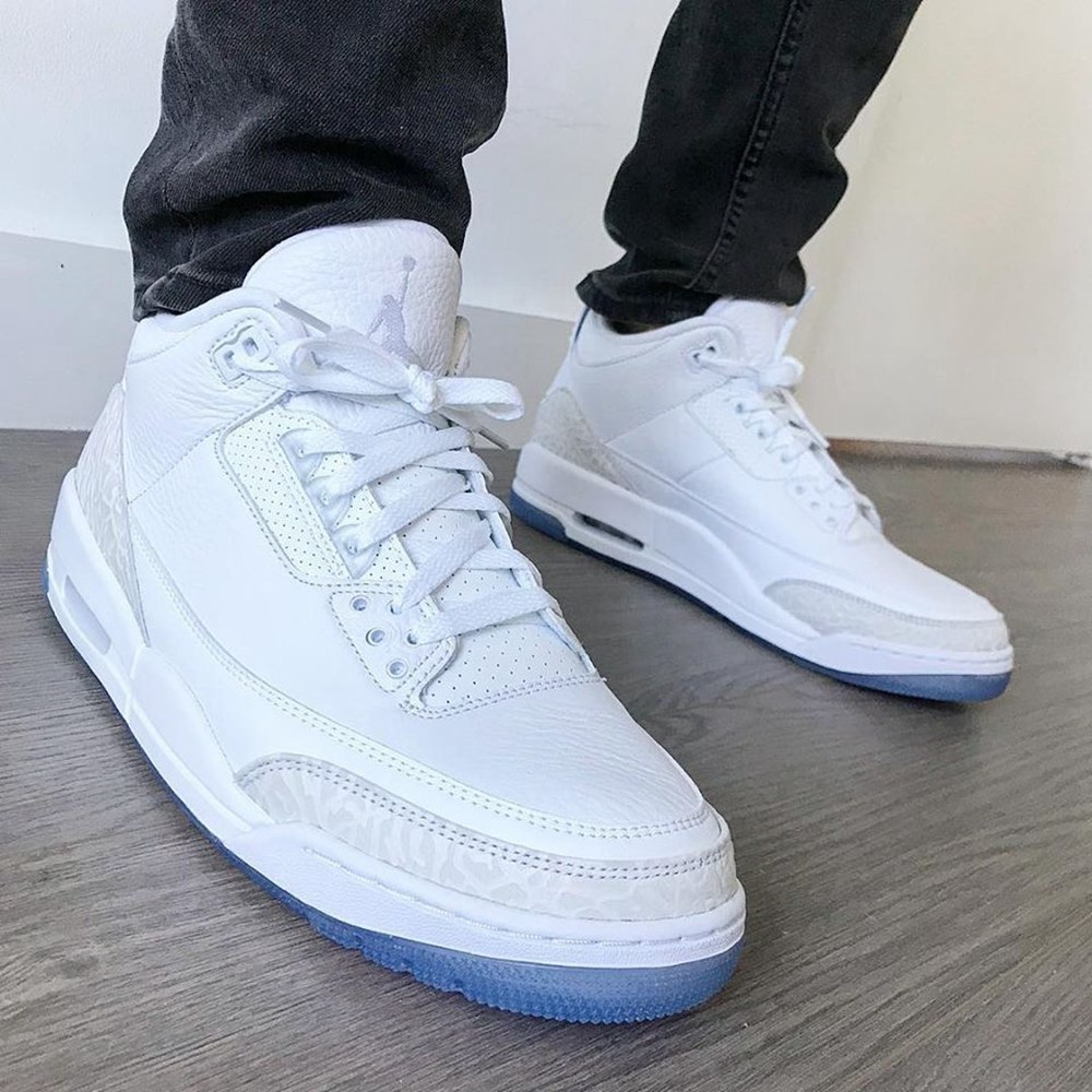 2020 The New basketball shoes 3s design Retro Pure White Jumpman 3 3s Fashion Women Men Trainer Sport shoe Sneakers Size13
2020 The New basketball shoes 3s design Retro Pure White Jumpman 3 3s Fashion Women Men Trainer Sport shoe Sneakers Size13