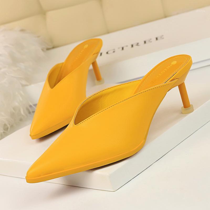 Woman High Heels Mules Patent Leather Pointed Toe Slippers Slip on Slides Ladies Shallow Sandals Zapatos Mujer Black1, Beige
Woman High Heels Mules Patent Leather Pointed Toe Slippers Slip on Slides Ladies Shallow Sandals Zapatos Mujer Black1, Beige