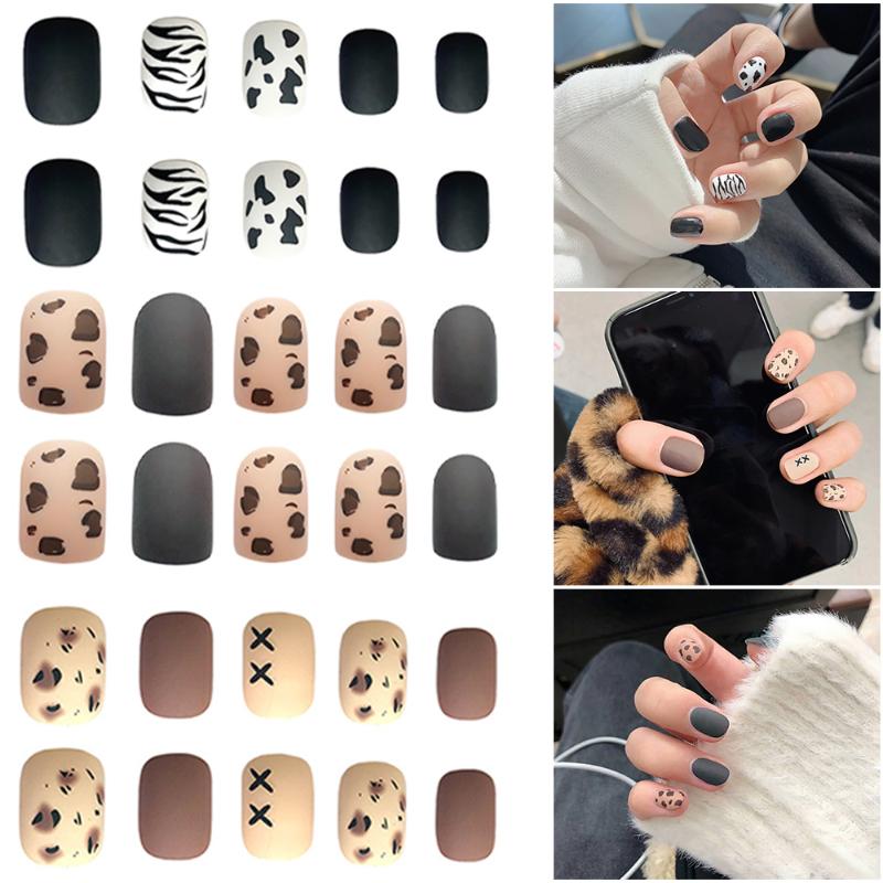 24 Pcs/Set Full Cover False Nails Matte Leopard Print Fake Nails Detachable Nail Art Tips Nail Decor Manicure Fake, Red;gold
24 Pcs/Set Full Cover False Nails Matte Leopard Print Fake Nails Detachable Nail Art Tips Nail Decor Manicure Fake, Red;gold