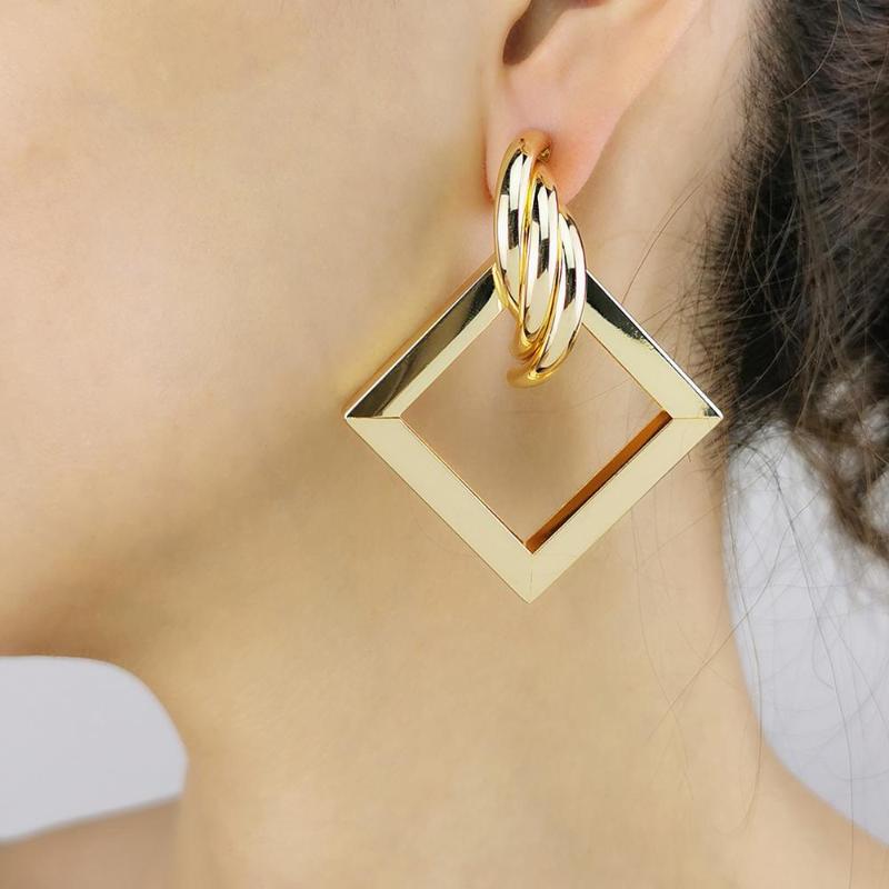 Stud MANILAI Fashion Alloy Big Earrings For Women Statement Metal Gold Color Punk Jewelry Accessorie 2021
Stud MANILAI Fashion Alloy Big Earrings For Women Statement Metal Gold Color Punk Jewelry Accessorie 2021