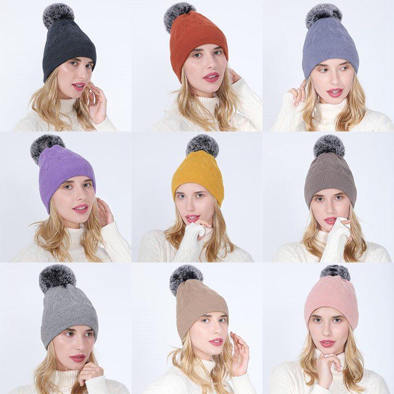 Autumn And Winter Fashionable Plush Knitted Hat Detachable Wool Ball Warm Wool Hat, Black
Autumn And Winter Fashionable Plush Knitted Hat Detachable Wool Ball Warm Wool Hat, Black