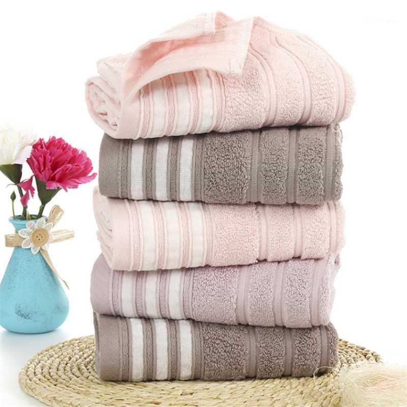2020 High grade 100% cotton Towel face towel soft bath face handtowel Bathroom 35*75cm1, Pink
2020 High grade 100% cotton Towel face towel soft bath face handtowel Bathroom 35*75cm1, Pink