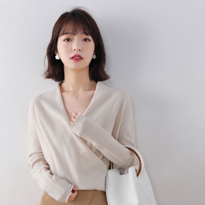 100% Pure Wool Knitted Sweater Women V-neck Long Sleeve Standard Cashmere Knitwear Winter Fashion Female Jumpers 201224